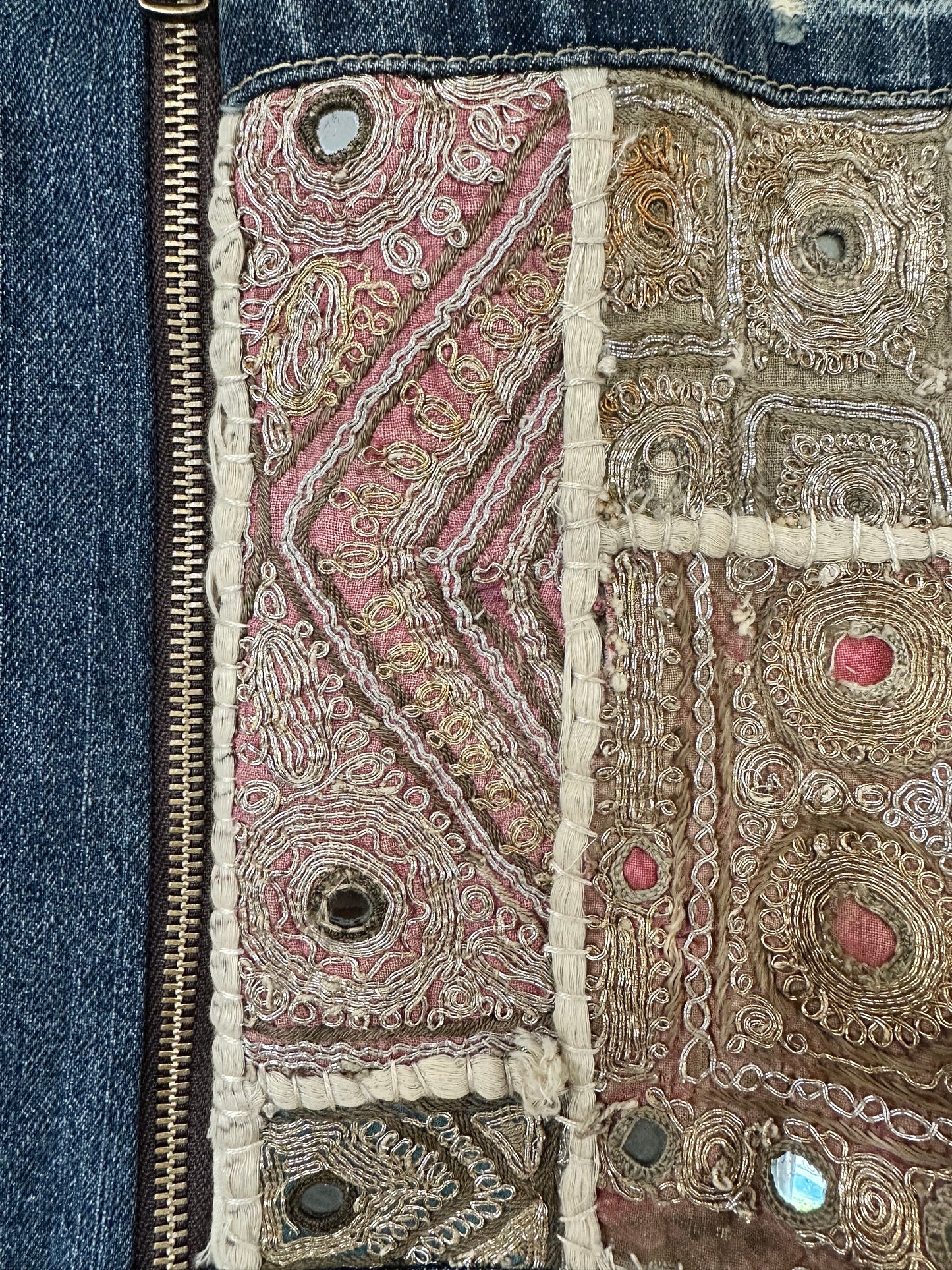 Mirror, Mirror, Taj Mahal Vest